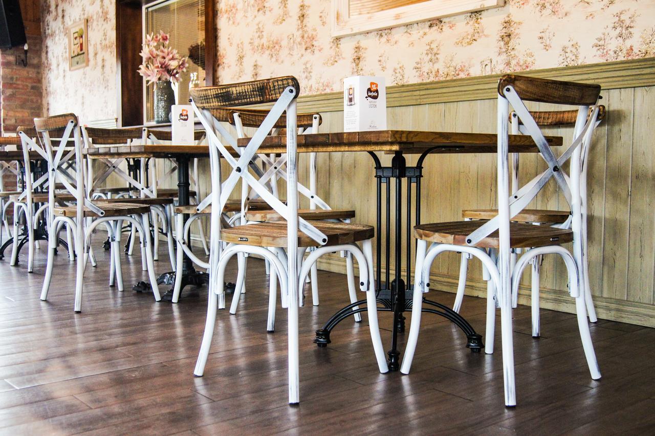 Kalvin Restaurant & Pension Rastislavice Esterno foto